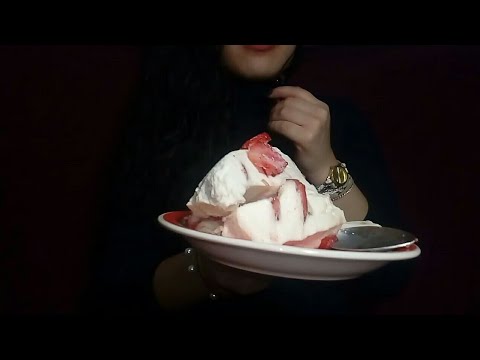 ASMR EATING | Cheesecake de Fresa 🍰
