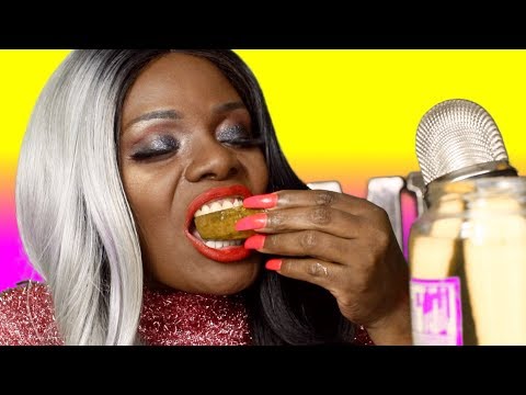 ASMR PICKLE POWERFUL CRUNCH EATING SOUNDS