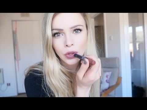 ASMR My Makeup Routine ♡ (ear to ear, soft spoken, whispers, relaxing)