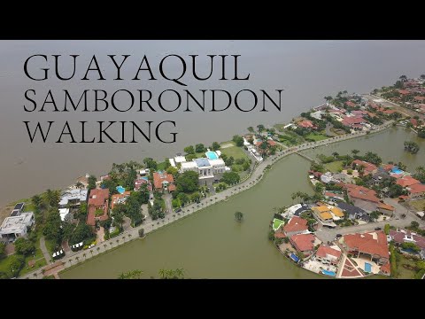 GUAYAQUIL ECUADOR, WALKING IN SAMBORONDÓN, DURÁN