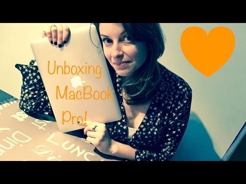 Unboxing MacBook Pro! 💻 ASMR ⌨🛒fabric sounds, tapping, scratching... ITA/Scegli il prossimo video!