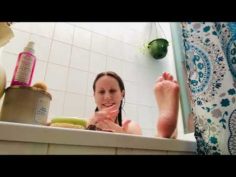 ASMR bath bare feet hang out