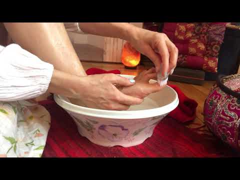 Foot bath washing cuticle brush scrub soap water relaxing (asmr)