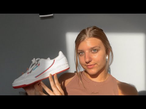 ASMR || shoe triggers- tapping & scratching