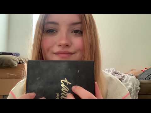 asmr fast makeup palette tapping and scratching