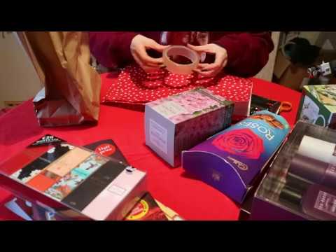 VS1's Annual Christmas Wrapping Video ASMR