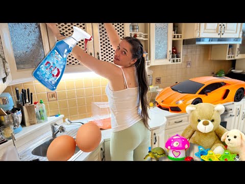 Clean with me 2023 ASMR cleaning kitchen and living room