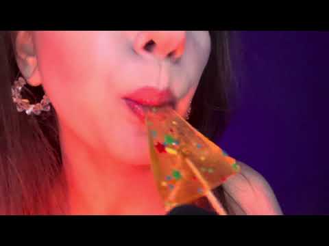 ASMR Licking Lollipop 👅🍭💦 Mouth sounds