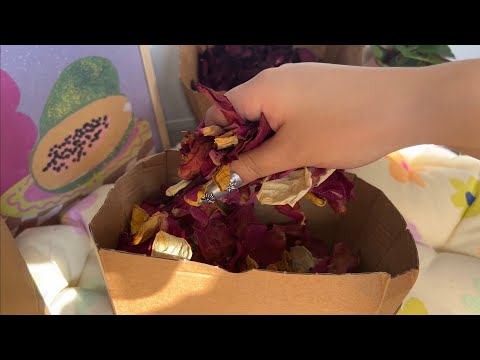 ASMR with dried flower petals 🌹RARE & SPECIFIC TRIGGERS🖤 ~crispy crushing & rustling~ | NO TALKING