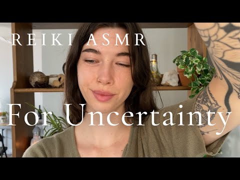 Reiki ASMR ~ For when you're feeling uncertain | Clarity | Rattle | Clear Quartz | Selenite