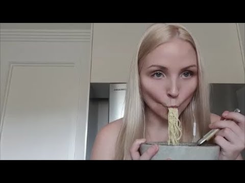 ASMR Eating Noodles - Mouth Sounds - Chewing Sounds - Binaural Microphone