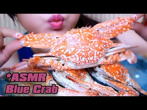 ASMR Eating Boiled Blue crab with Spicy Sauce (Cracking Eating Sounds) | LINH-ASMR