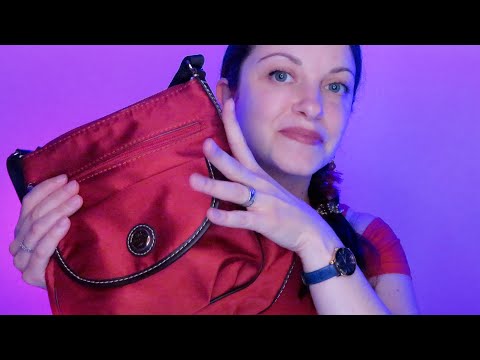 WHAT'S IN MY BAG 🎒 ASMR ITA