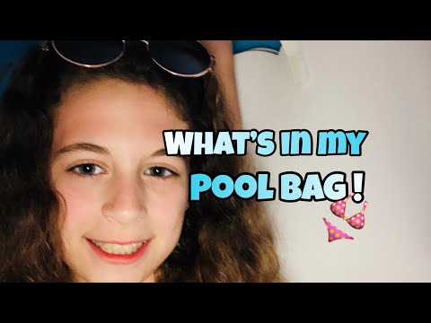 What’s in my pool/beach bag!☀️🌴🕶
