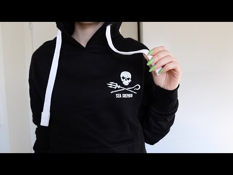 ASMR Whisper Fashion Haul Unboxing ❤︎ Try on | Tapping, Scratching, Crinkle | Sea Shepherd