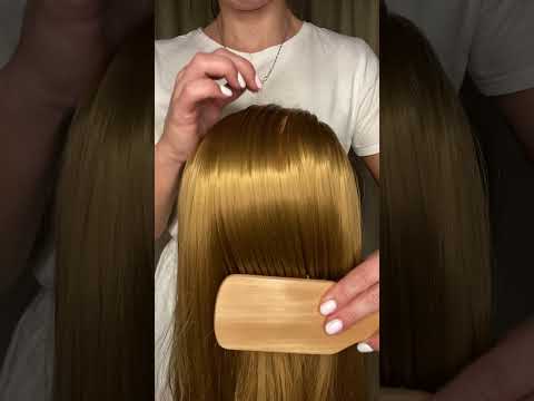 АСМР Расчесывание • ASMR Combing #shorts